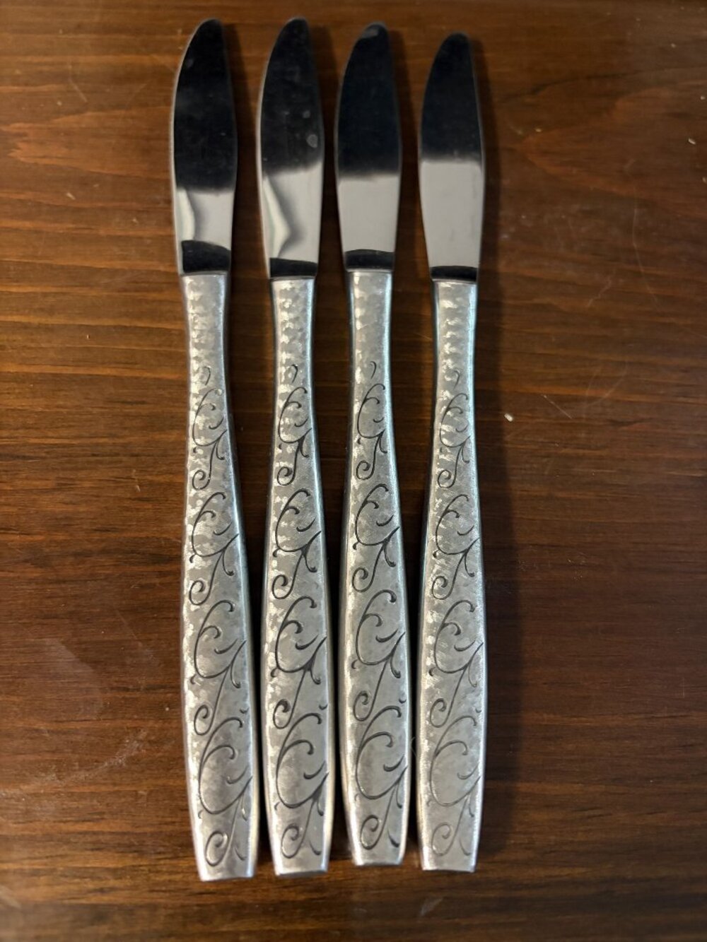 Set Of 4 Epic Custom Stainless Steel Knives With Swirl Etched Handles Made In Ja